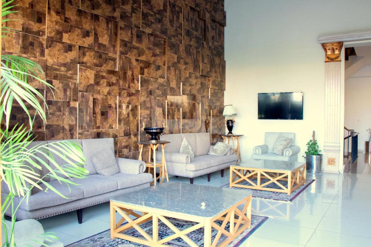 Executive 3 Bedrooms Apartment In Bahria Town Rawalpindi Eksteriør bilde