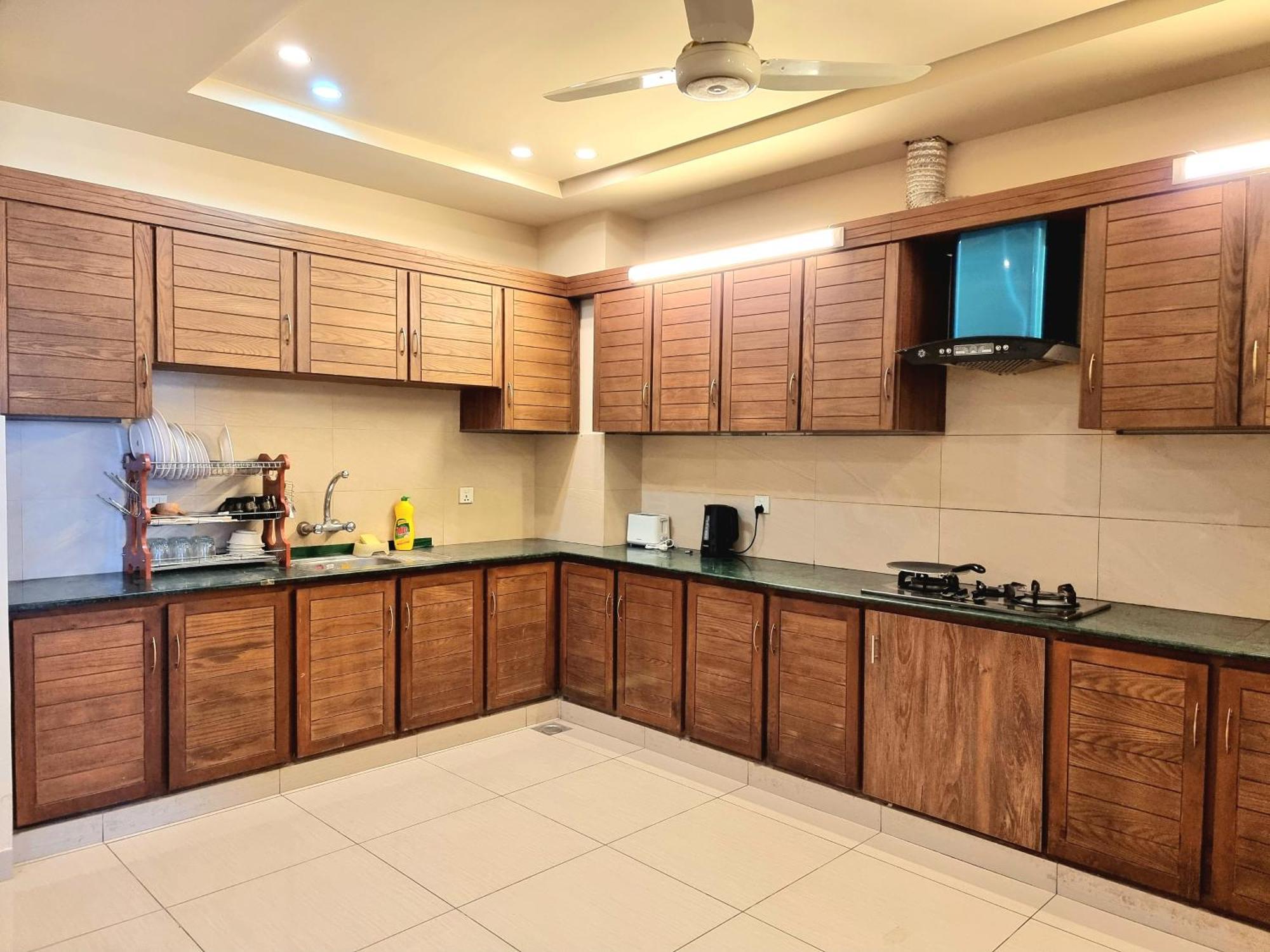 Executive 3 Bedrooms Apartment In Bahria Town Rawalpindi Eksteriør bilde