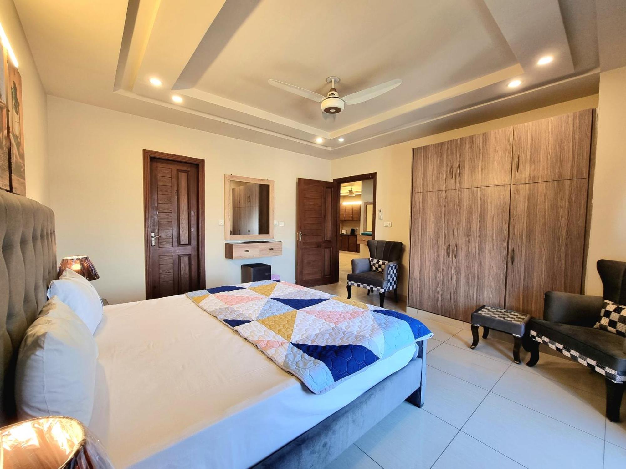 Executive 3 Bedrooms Apartment In Bahria Town Rawalpindi Eksteriør bilde