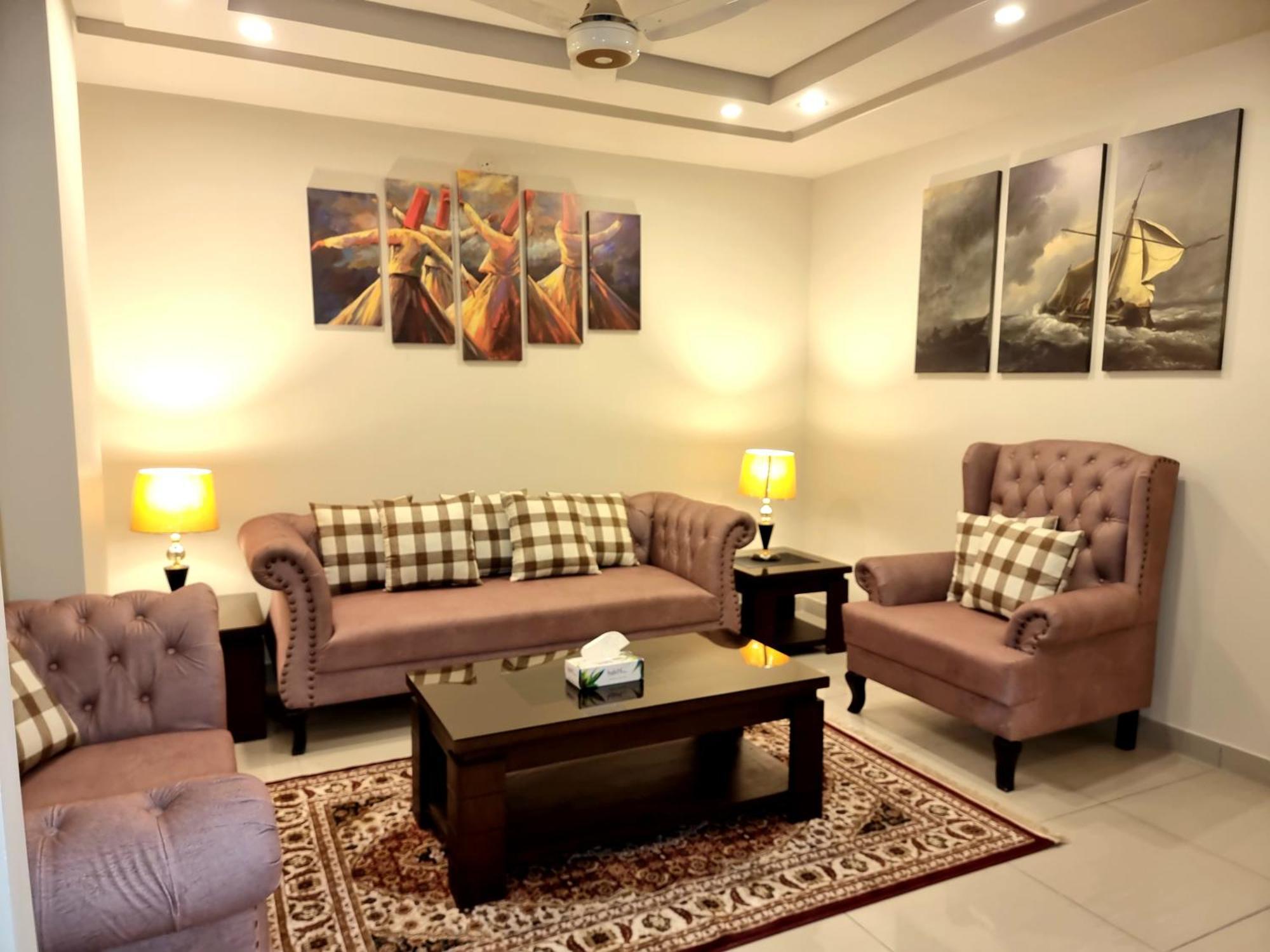 Executive 3 Bedrooms Apartment In Bahria Town Rawalpindi Eksteriør bilde